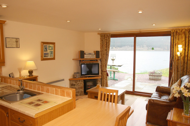 The sitting room in Waterside Cottage