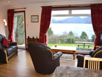 The sitting room of Shoreside Cottage